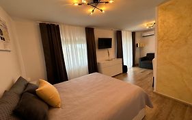 Apartmaji Meli Pu